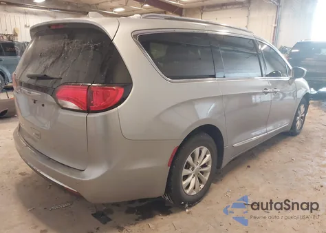 2019 Chrysler Pacifica Touring L из США, поврежденный, VIN 2C4RC1BG7KR547984